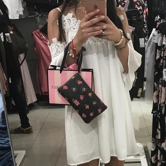 White of the shoulder dress size small - Picture 2 of 9